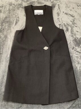 Ganni Suiting Vest Women 36 Black Sleeveless Longline Neckline Single Button